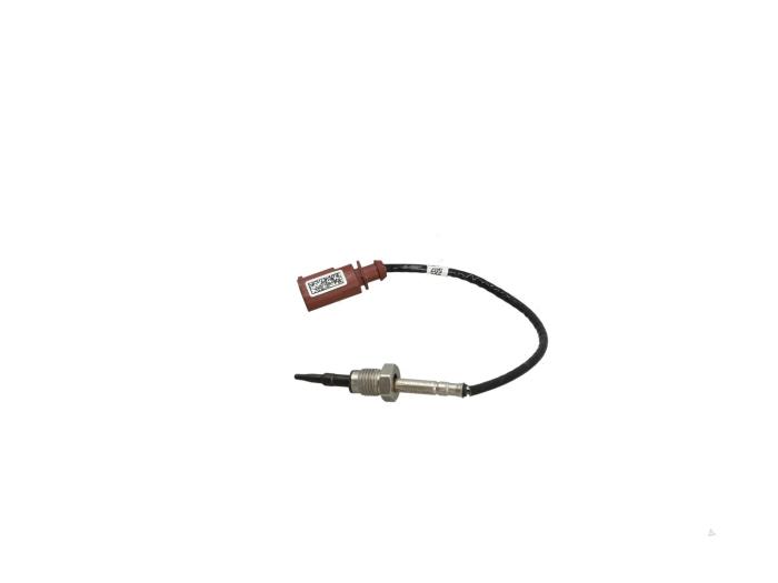 Usagé Sensor température d’échappement Volkswagen Crafter (SY) 2.0 TDI Prix € 25,00 Prix TTC proposé par Automaterialen Ronald Morien B.V.