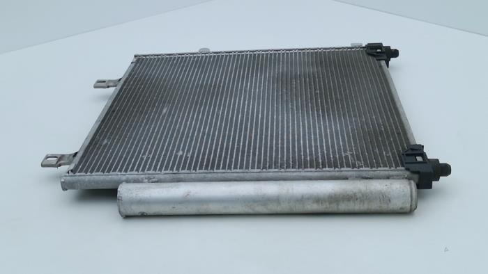 Gebrauchte Klima Kondensor Mitsubishi Space Star (A0) 1.0 12V Preis € 78,65 Mit Mehrwertsteuer angeboten von Automaterialen Ronald Morien B.V.