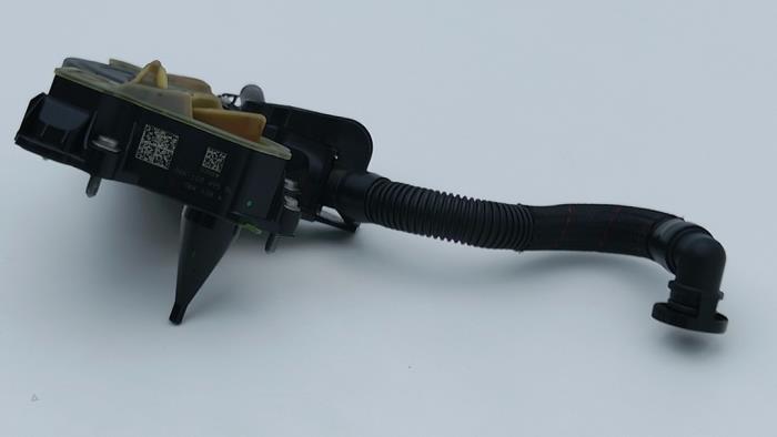 Usagé Ventilation carter Volkswagen Polo VI (AW1) 2.0 GTI Prix € 29,00 Règlement à la marge proposé par Automaterialen Ronald Morien B.V.