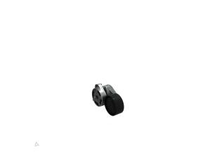Used Drive belt tensioner Volkswagen Golf VIII Variant (GC5) 2.0 TSI 16V Price € 40,00 Inclusive VAT offered by Automaterialen Ronald Morien B.V.