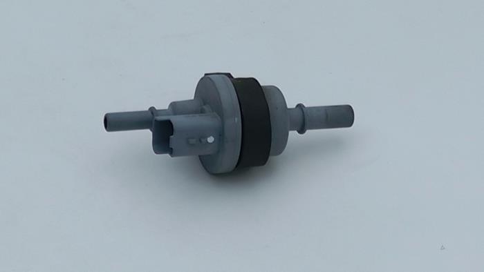 Usagé Ventilation carter Opel Corsa F (UB/UH/UP) 1.2 12V 75 Prix € 15,00 Prix TTC proposé par Automaterialen Ronald Morien B.V.