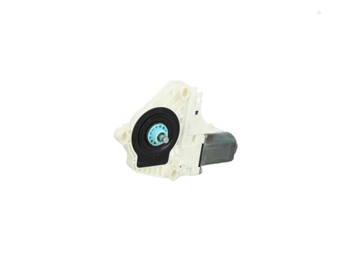 Usados Motor de ventanilla de puerta Audi S8 (D4) 4.0 Plus V8 TFSI 32V Precio € 15,00 IVA incluido ofrecido por Automaterialen Ronald Morien B.V.