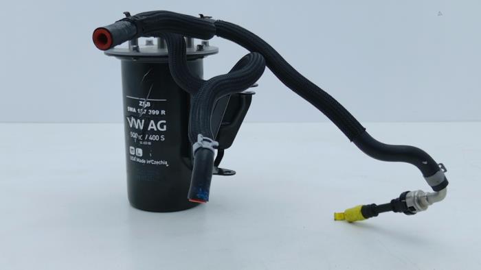 Gebrauchte Kraftstofffilter Volkswagen Tiguan (CT1) 2.0 TDI 4Motion Preis € 50,00 Mit Mehrwertsteuer angeboten von Automaterialen Ronald Morien B.V.