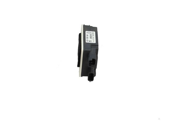 Używane Modul paliwowy ADM Renault Master III (MA/MB/MC/MD/MH/MF/MG/MH) 2.3 dCi 135 16V FWD Cena € 85,00 Z VAT oferowane przez Automaterialen Ronald Morien B.V.