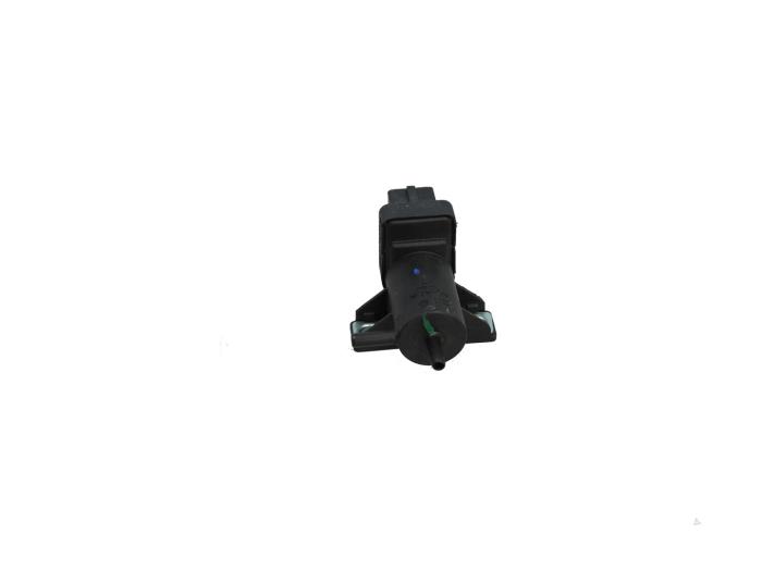 Begagnade Bränsletrycksregulator Renault Master III (MA/MB/MC/MD/MH/MF/MG/MH) 2.3 dCi 135 16V FWD Pris € 20,00 Inklusive moms erbjuds av Automaterialen Ronald Morien B.V.