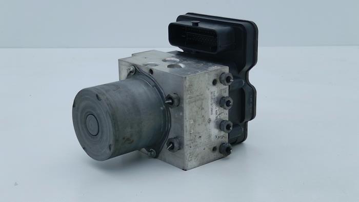 Gebrauchte ABS Pumpe Mercedes S (222.0/222.1) 3.0 S-350 BlueTEC, S-350d 24V Preis € 495,00 Margenregelung angeboten von Automaterialen Ronald Morien B.V.
