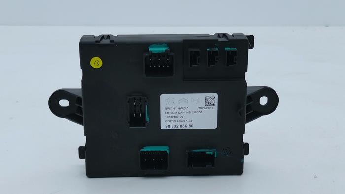 Used Body control computer Citroen C5 X (NC/ND) 1.6 Hybrid 225 Price € 95,00 Inclusive VAT offered by Automaterialen Ronald Morien B.V.