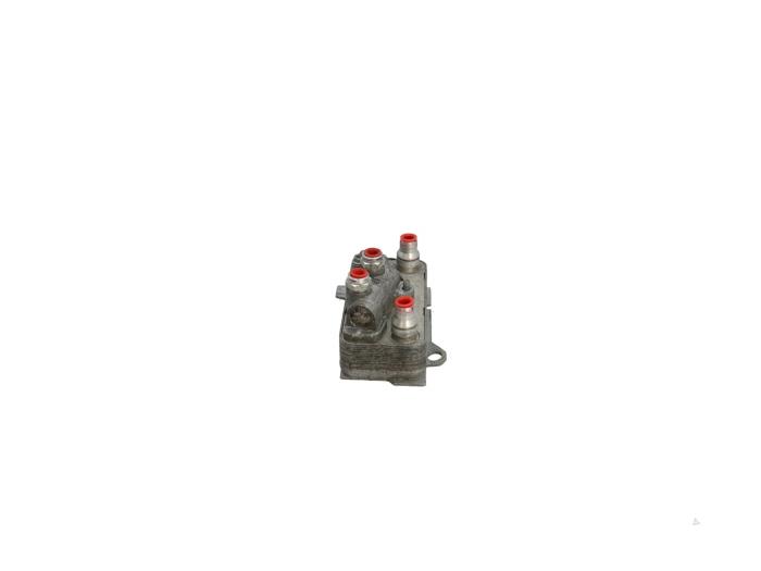 Gebrauchte Ölkühler Mercedes C (W205) C-160 1.6 16V Preis € 45,00 Margenregelung angeboten von Automaterialen Ronald Morien B.V.