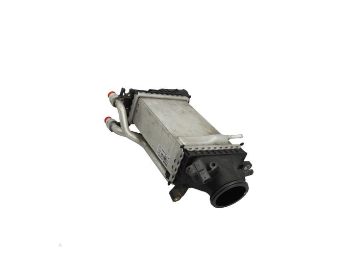 Usados Intercooler Mercedes C (W205) C-160 1.6 16V Precio € 59,00 Norma de margen ofrecido por Automaterialen Ronald Morien B.V.