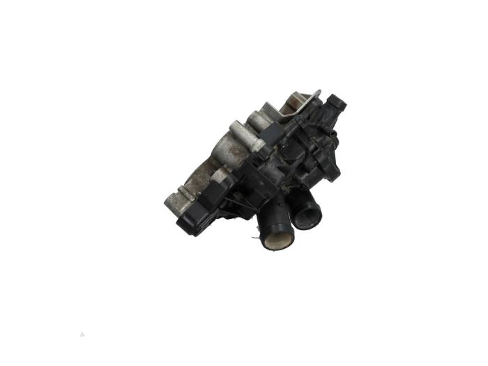 Vattenpump från en Volkswagen Polo VI (AW1) 1.0 TGI 12V 2018