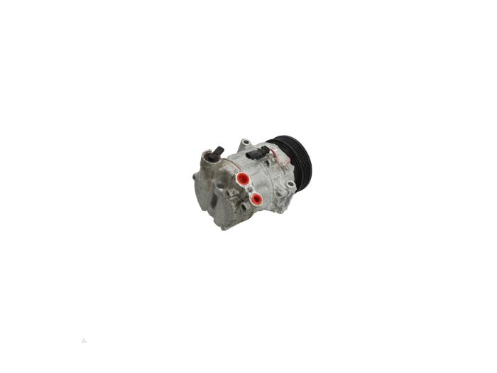 Gebrauchte Klimapumpe Opel Astra K 1.4 Turbo 16V Preis € 75,00 Mit Mehrwertsteuer angeboten von Automaterialen Ronald Morien B.V.