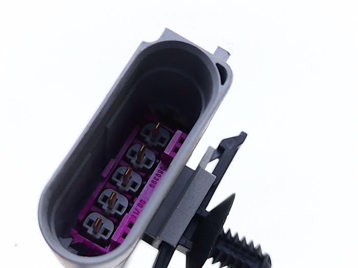 Sonde lambda d'un Volkswagen Passat Variant (3G5) 2.0 TDI 16V 190 4Motion 2019