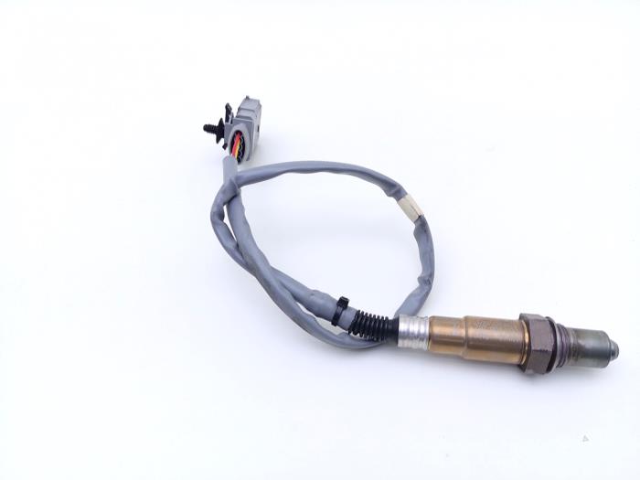 Lambda probe from a Volkswagen Passat Variant (3G5) 2.0 TDI 16V 190 4Motion 2016