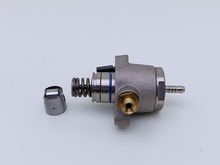 New Mechanical fuel pump Volkswagen Golf VII (AUA) 2.0 GTI 16V Price € 133,10 Inclusive VAT offered by Automaterialen Ronald Morien B.V.