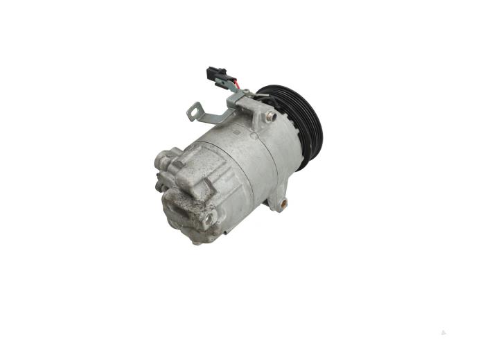 Usagé Compresseur de clim Kia Picanto (JA) 1.0 DPi 12V Prix € 125,00 Règlement à la marge proposé par Automaterialen Ronald Morien B.V.