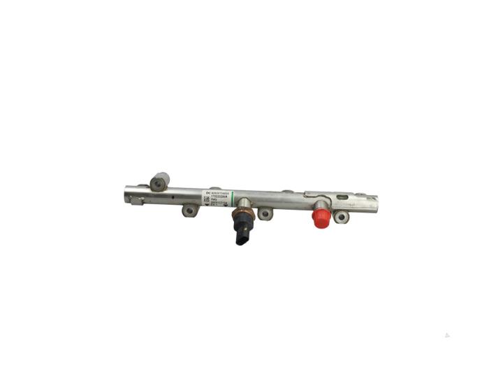 Gebrauchte Einspritzdüse (Einspritzer) Renault Megane IV (RFBB) 1.3 TCe 100 16V Preis € 55,00 Margenregelung angeboten von Automaterialen Ronald Morien B.V.