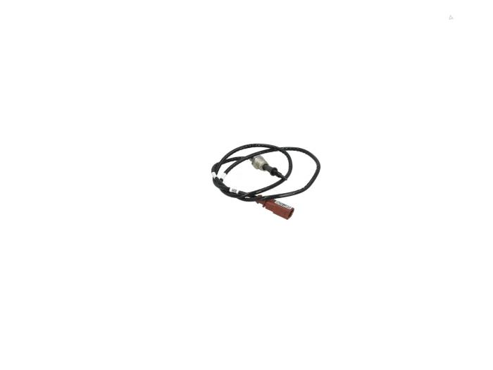 Gebrauchte Auspuff Temperatursensor Volkswagen Crafter (SY) 2.0 TDI RWD Preis € 42,35 Mit Mehrwertsteuer angeboten von Automaterialen Ronald Morien B.V.