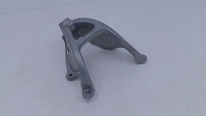 Gebrauchte Motorlager Audi A5 (F53/F5P) 1.4 TFSI 16V Preis € 19,00 Mit Mehrwertsteuer angeboten von Automaterialen Ronald Morien B.V.