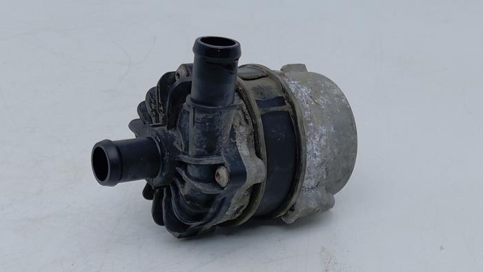 Begagnade Extra vattenpump Bentley Continental GT 4.0 V8 S 32V Pris € 125,00 Marginaltabell erbjuds av Automaterialen Ronald Morien B.V.