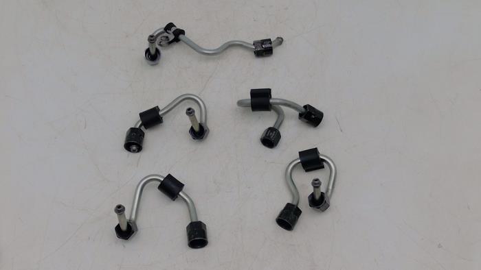 Gebrauchte Dieselleitung Set Volkswagen Crafter (SY) 2.0 TDI RWD Preis € 75,00 Mit Mehrwertsteuer angeboten von Automaterialen Ronald Morien B.V.
