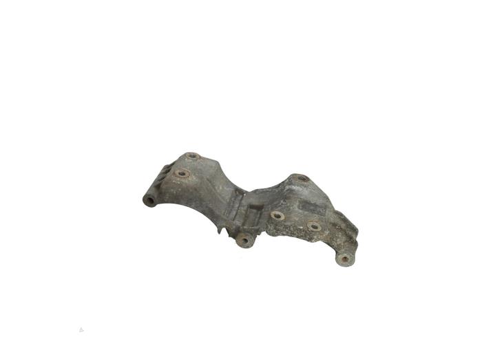 Used Alternator upper bracket Volkswagen Corrado 2.8 VR6 Price € 25,00 Margin scheme offered by Automaterialen Ronald Morien B.V.