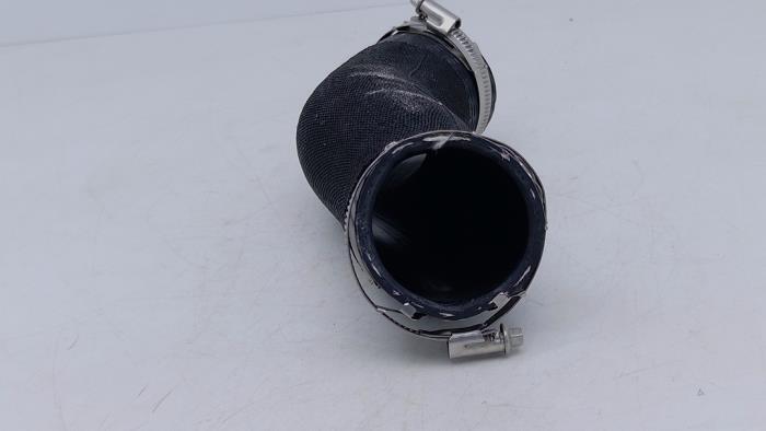 Intercooler Schlauch van een Audi RS 5 Sportback (F5A/F5F) 2.9 V6 TFSI 24V 2024