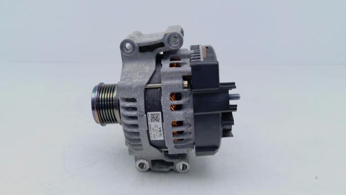 Used Dynamo Audi A4 Quattro (B9) 2.0 TFSI 16V Price € 124,99 Inclusive VAT offered by Automaterialen Ronald Morien B.V.