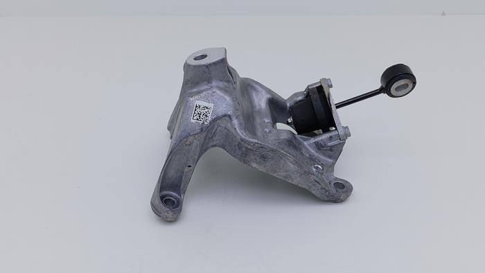 Gebrauchte Motorlager Audi RS 4 Avant (B9) 2.9 V6 TFSI 24V Preis € 40,00 Mit Mehrwertsteuer angeboten von Automaterialen Ronald Morien B.V.