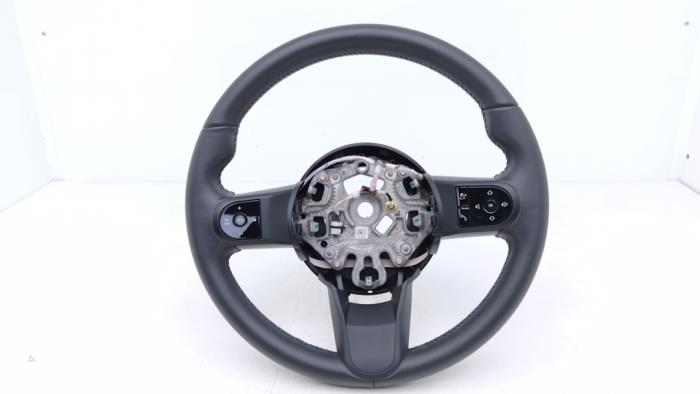 Używane Kierownica Mini Mini (F55) 1.5 12V One Cena € 225,00 Procedura marży oferowane przez Automaterialen Ronald Morien B.V.