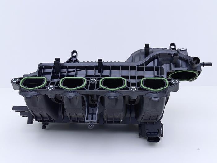 Używane Kolektor dolotowy Audi A5 (F53/F5P) 1.4 TFSI 16V Cena € 149,00 Z VAT oferowane przez Automaterialen Ronald Morien B.V.