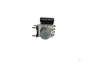 Gebrauchte ABS Pumpe Toyota Yaris Cross (PB1/PJ1) 1.5 12V Hybrid 115 Preis € 195,00 Margenregelung angeboten von Automaterialen Ronald Morien B.V.