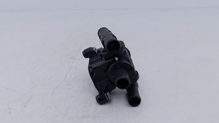 Begagnade Extra vattenpump Audi e-tron (GEN) 55 quattro Pris € 65,00 Marginaltabell erbjuds av Automaterialen Ronald Morien B.V.