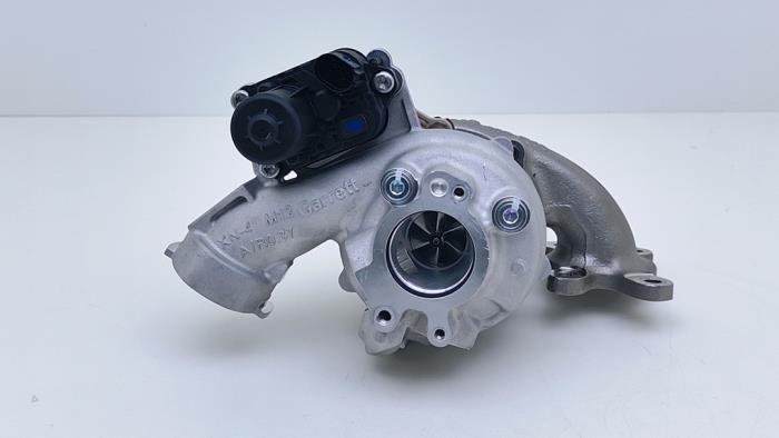 Używane Turbo Volkswagen Passat Variant (CJ5) 1.5 eHybrid Cena € 907,50 Z VAT oferowane przez Automaterialen Ronald Morien B.V.