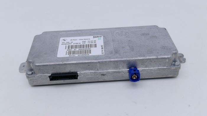 Używane Modul kamery BMW M5 (F10) 4.4 V8 32V TwinPower Turbo Cena € 145,00 Procedura marży oferowane przez Automaterialen Ronald Morien B.V.