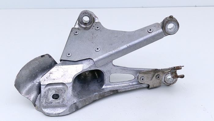 Used Engine mount BMW M4 (F83) 3.0 24V TwinPower Turbo Price € 29,00 Margin scheme offered by Automaterialen Ronald Morien B.V.