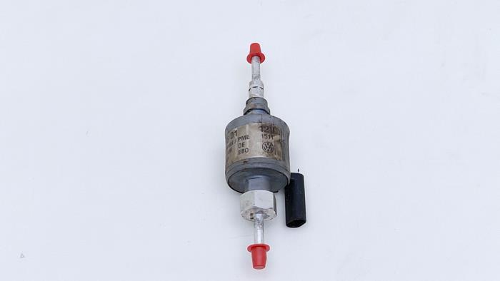 Usagé Pompe à carburant Volkswagen Transporter/Caravelle T5 2.0 TDI DRF Prix € 95,00 Règlement à la marge proposé par Automaterialen Ronald Morien B.V.
