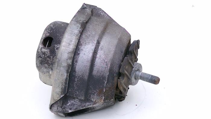 Used Engine mount BMW M6 (E64) 5.0 V10 40V Price € 35,00 Margin scheme offered by Automaterialen Ronald Morien B.V.