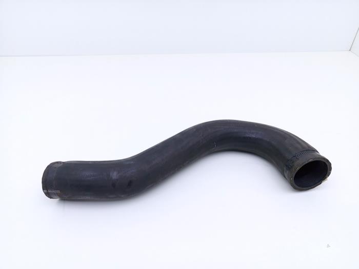 Gebrauchte Intercooler Schlauch Ford Puma 1.0 Ti-VCT EcoBoost Hybrid 12V Preis € 50,00 Mit Mehrwertsteuer angeboten von Automaterialen Ronald Morien B.V.