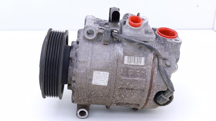 Usagé Compresseur de clim Porsche Cayenne II (92A) 3.0 D V6 24V Prix € 125,00 Règlement à la marge proposé par Automaterialen Ronald Morien B.V.