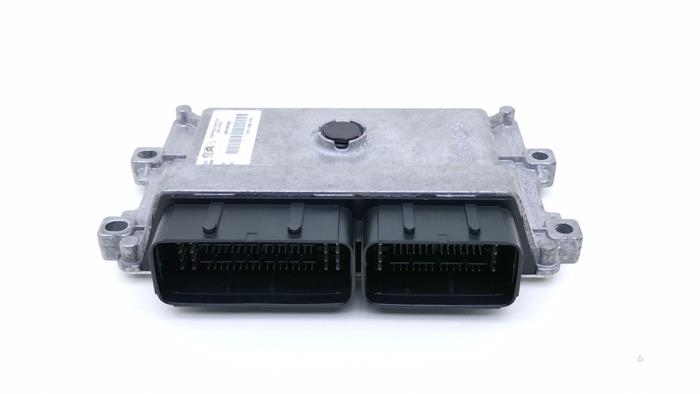 Used Engine management computer Opel Corsa F (UB/UH/UP) Electric, Corsa-e 50kWh Price € 195,00 Margin scheme offered by Automaterialen Ronald Morien B.V.