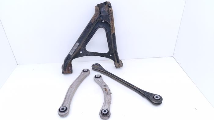 Gebrauchte Querlenker Set Porsche Cayenne II (92A) 3.0 D V6 24V Preis € 195,00 Margenregelung angeboten von Automaterialen Ronald Morien B.V.