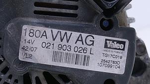 Dynamo d'un Volkswagen Passat Variant (3C5) 2.0 TDI 140 2008