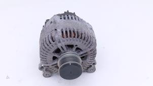 Dynamo d'un Volkswagen Passat Variant (3C5) 2.0 TDI 140 2008