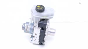 ABS Pumpe van een Audi e-tron Sportback (GEA) 50 2020