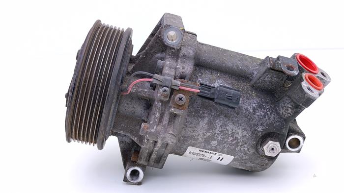 Usagé Pompe clim Dacia Lodgy (JS/SD0J) 1.3 TCE 130 16V Prix € 95,00 Règlement à la marge proposé par Automaterialen Ronald Morien B.V.