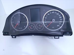Begagnade Instrumentpanel Volkswagen Tiguan (5N1/2) 2.0 TDI 16V 4Motion Pris € 39,00 Marginaltabell erbjuds av Automaterialen Ronald Morien B.V.