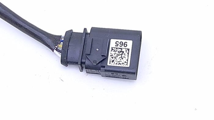 Lambda probe from a Volkswagen Caddy Cargo V (SBA/SBH) 2.0 TDI BlueMotionTechnology 2023