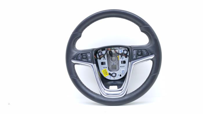 Gebrauchte Lenkrad Opel Mokka/Mokka X 1.4 Turbo 16V 4x2 Preis € 49,00 Margenregelung angeboten von Automaterialen Ronald Morien B.V.