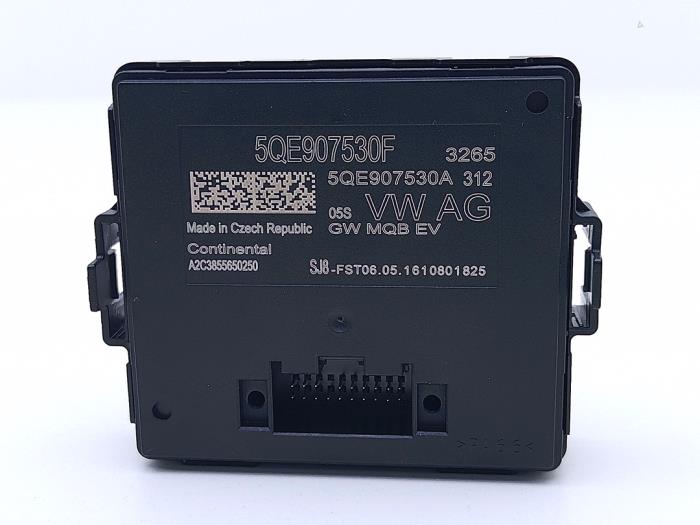 Używane Modul gateway Volkswagen Golf VII (AUA) 1.4 GTE 16V Cena € 49,00 Procedura marży oferowane przez Automaterialen Ronald Morien B.V.
