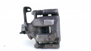 Begagnade Bakre bromsok, vänster Peugeot Expert (V1/VA/VB/VE/VF/VT/VY) 1.5 BlueHDi 100 Pris € 65,00 Inklusive moms erbjuds av Automaterialen Ronald Morien B.V.